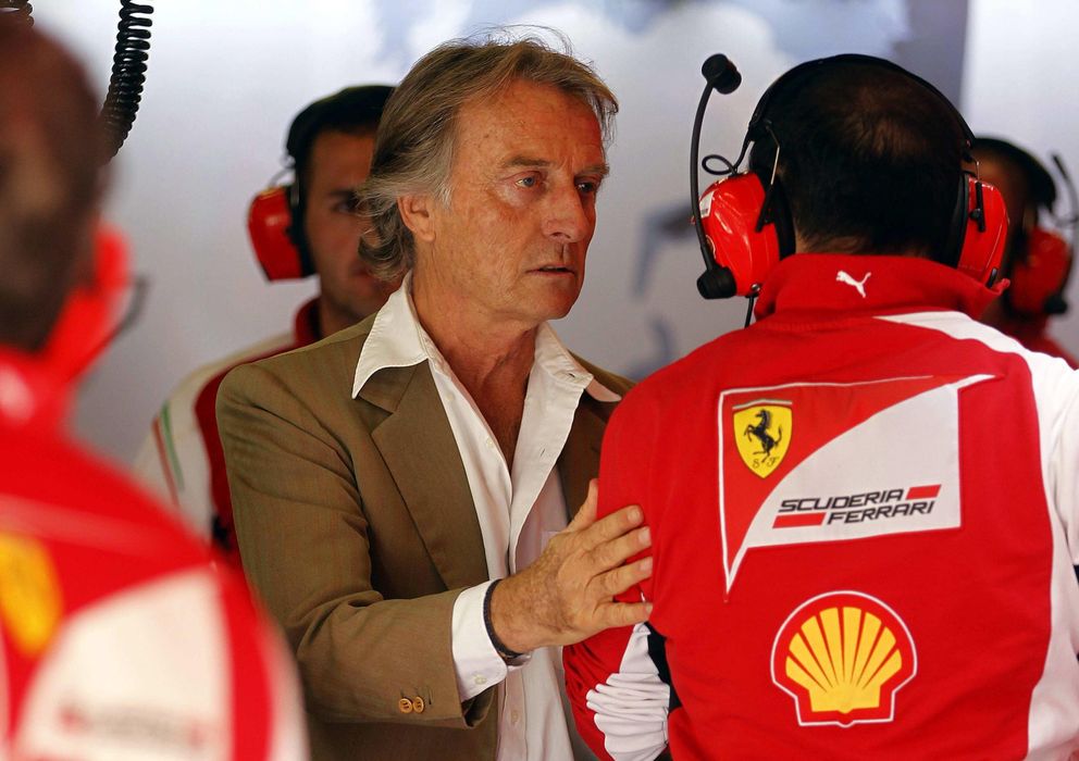 Foto: El presidente de Ferrari, Luca di Montezemolo, saluda a los mecánicos de su equipo. (EFE)