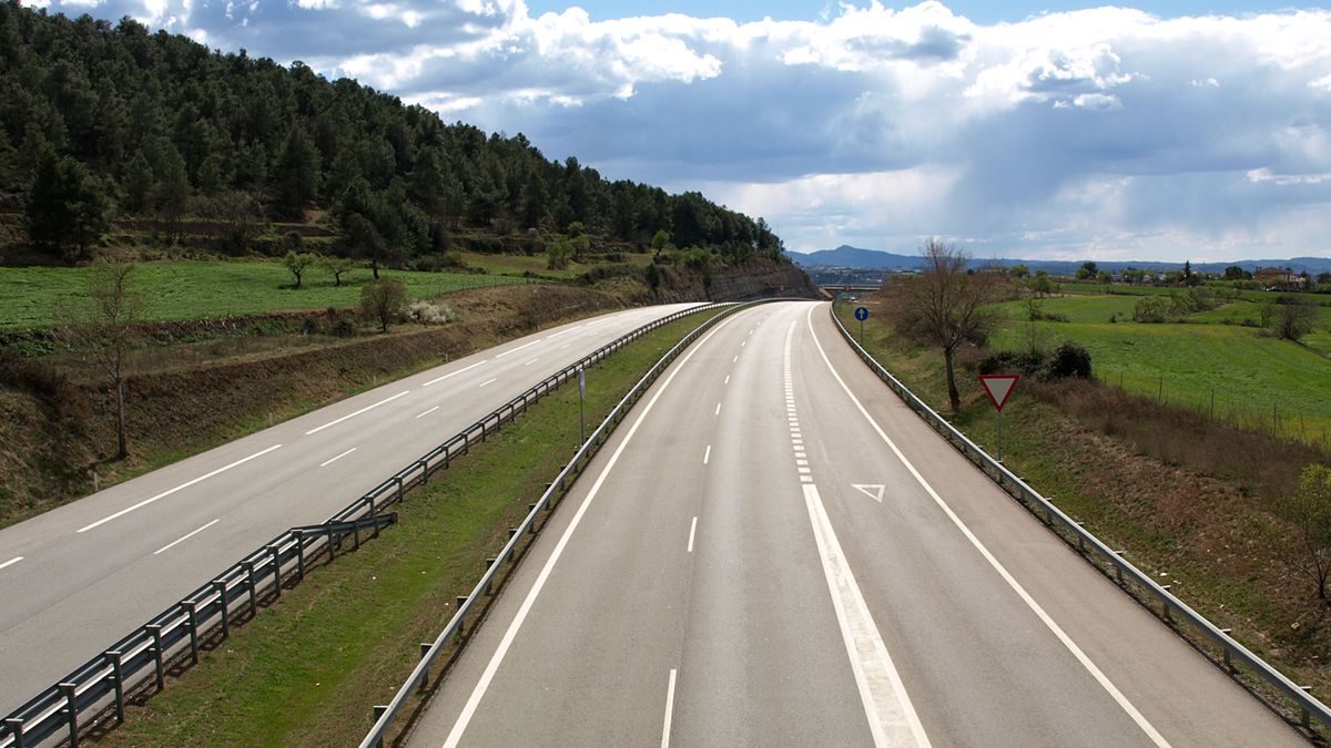Ferrovial salva su autopista catalana gracias al plan de proveedores del ICO