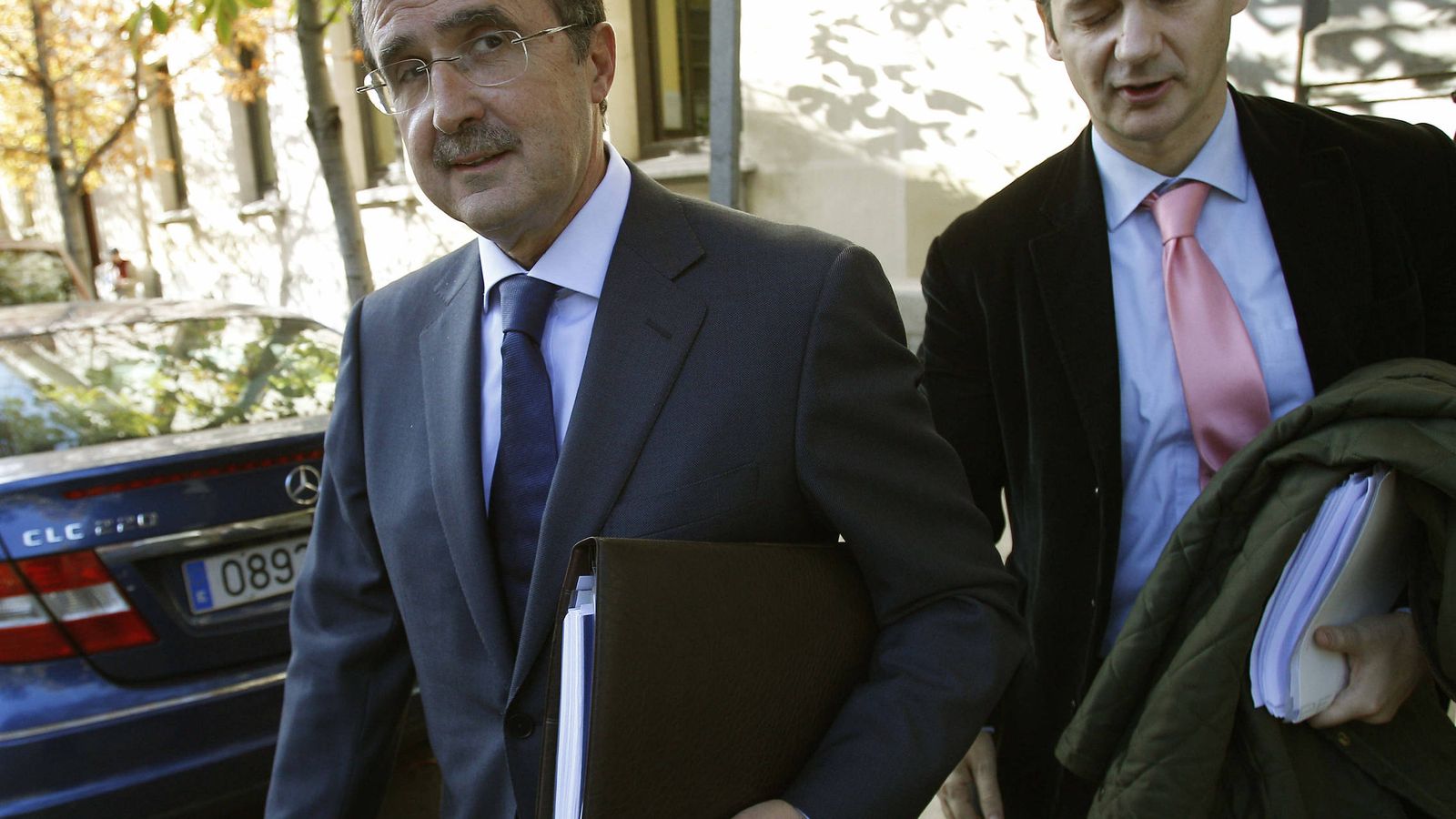 Foto: El empresario José Luis Ulibarri a su salida del Tribunal Superior de Justicia de Madrid en 2011. (EFE)