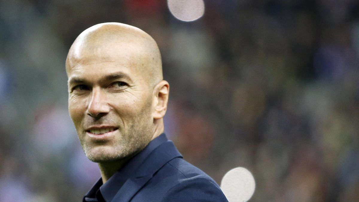Zidane: "Benítez ya sabe que en el Real Madrid lo único que vale es conseguir títulos"