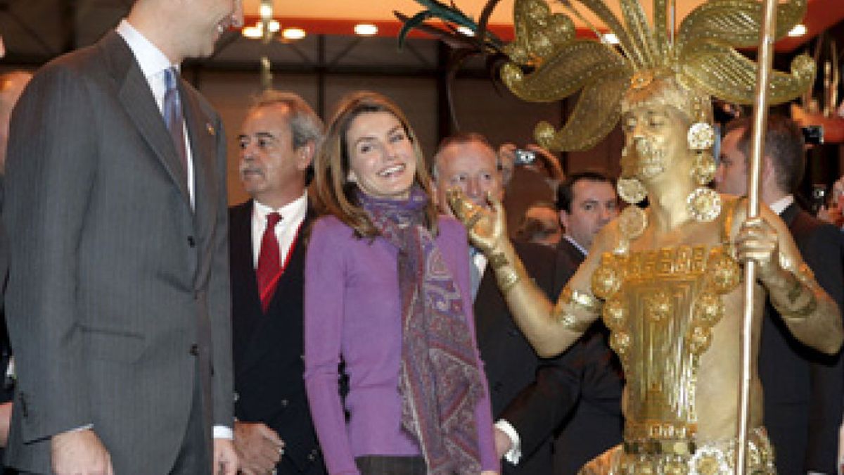 Los príncipes de Asturias inauguran Fitur 2009 en Ifema