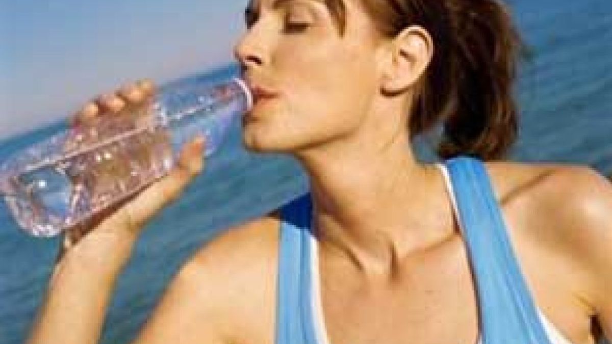 El 92,5% de los españoles no se hidrata de manera adecuada