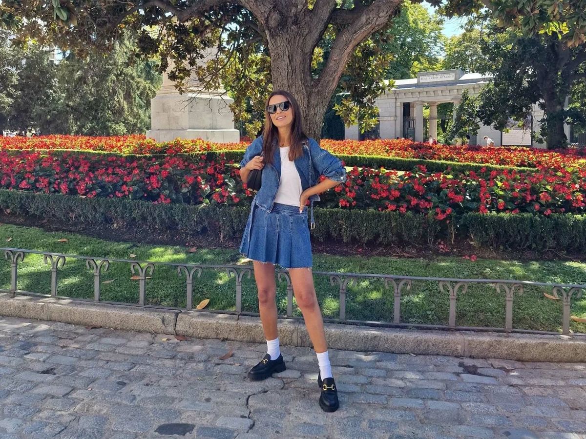 Foto: Paula Echevarría y el 'total look' de Mango para un paseo por Madrid. (Instagram/@pau_eche)