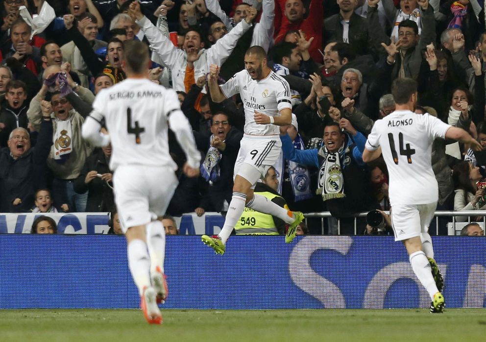 Foto: Karim Benzema celebra un gol con el Real Madrid durante la presente temporada.