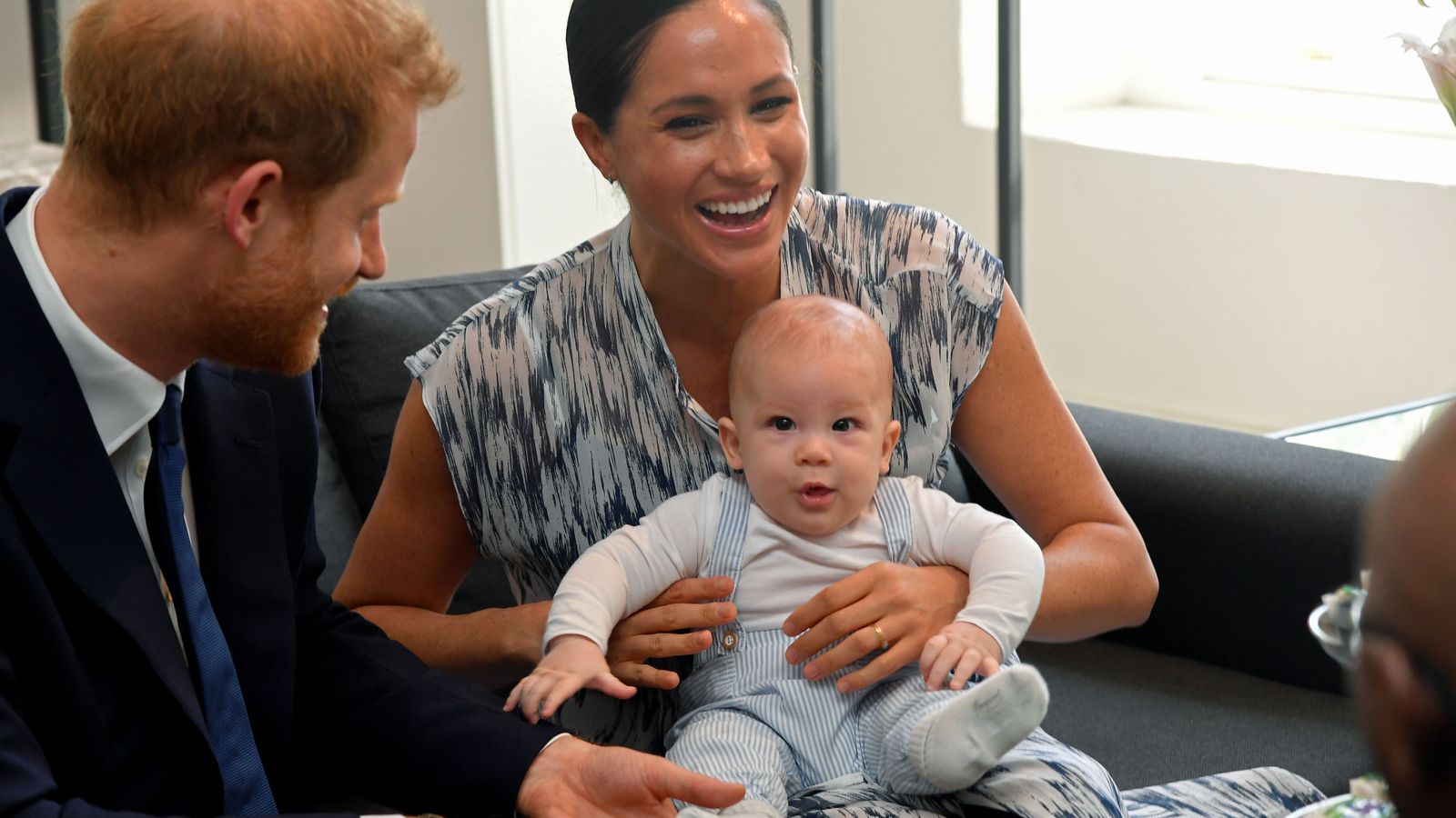Foto: Harry y Meghan con el pequeño Archie. (Reuters)