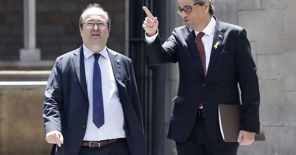 Foto: El presidente de la Generalitat, Quim Torra (d), y Miquel Iceta, primer secretario del PSC. (EFE) 