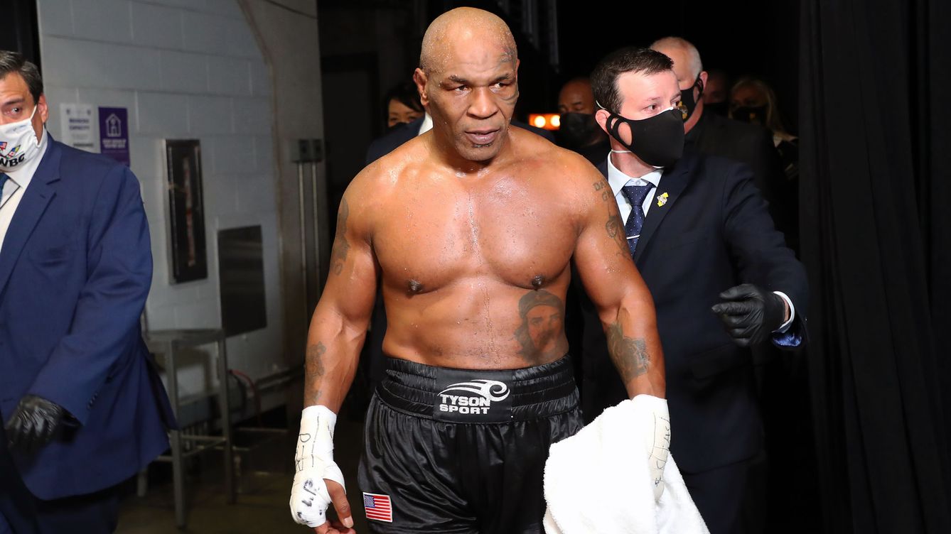 Mike Tyson volvió al ring después de 15 años con un combate nulo