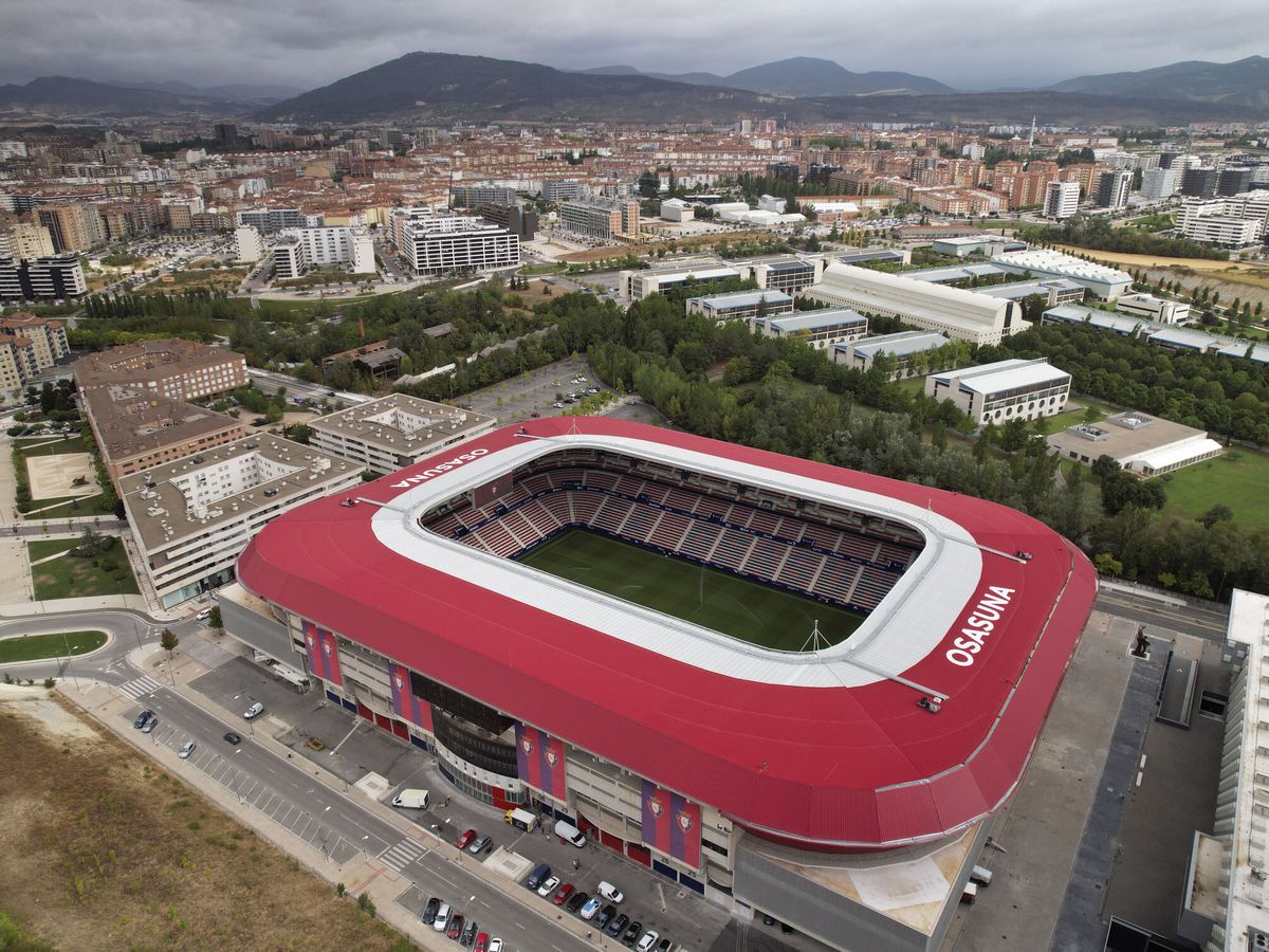 Foto: El Sadar, estadio del Osasuna. (EFE/Jesús Diges)