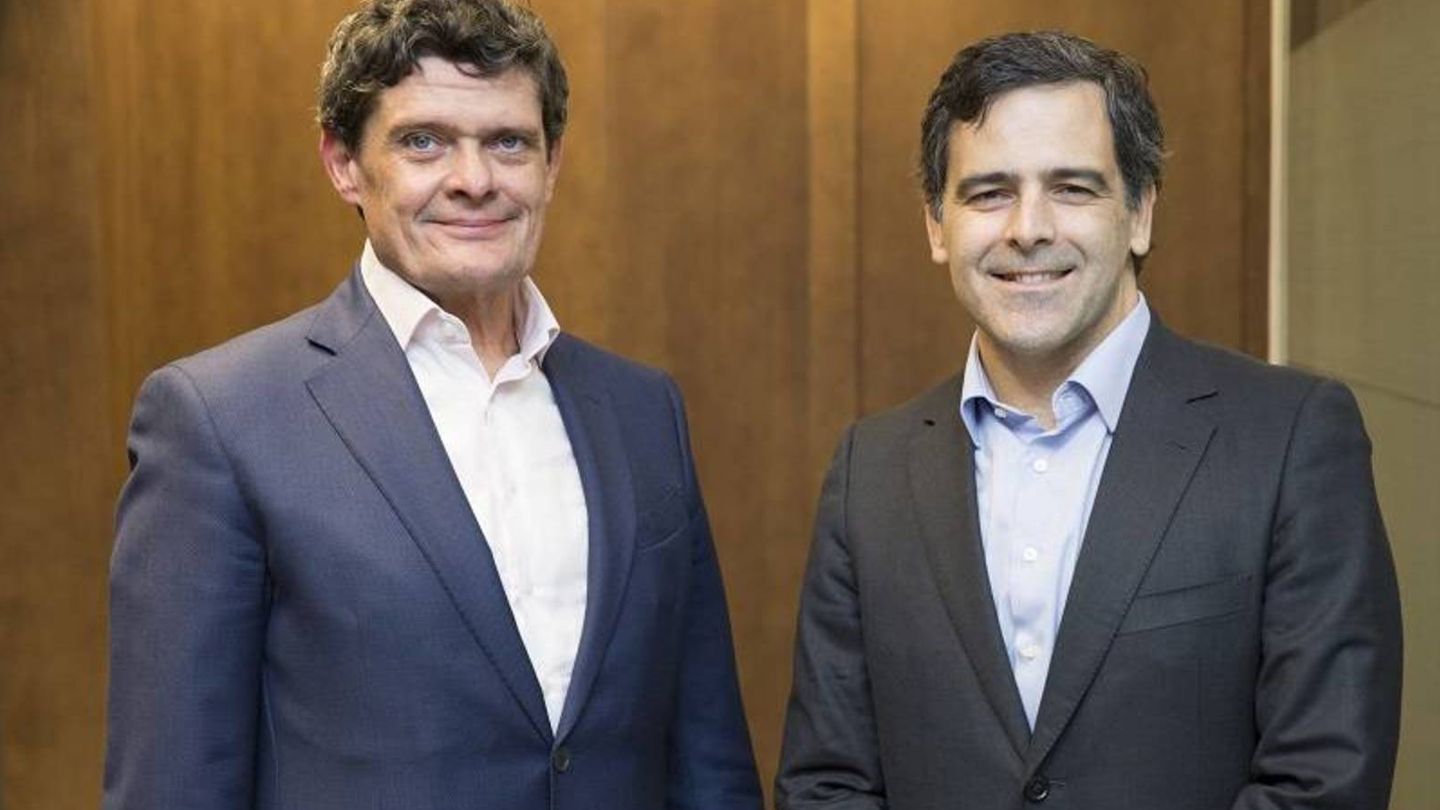 Jaime Echegoyen (i) y Javier García del Río, futuro CEO de Sareb. (Sareb)