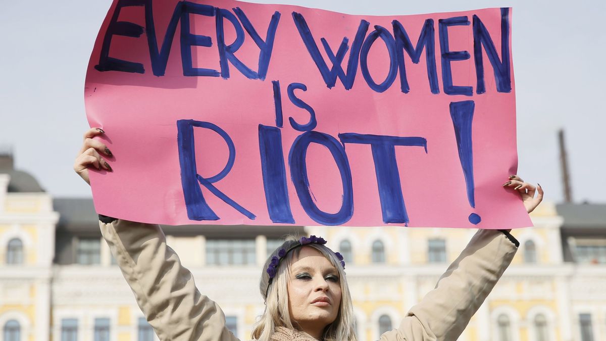 9-M, Día contra el tópico feminista