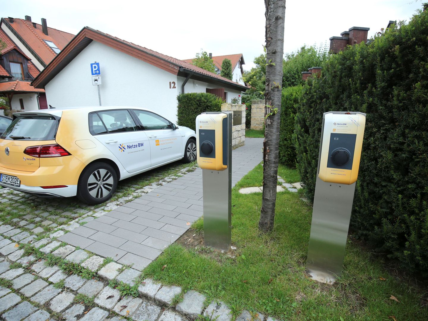 Un punto de recarga para coches eléctricos en Ostfildern (Alemania). (Reuters)