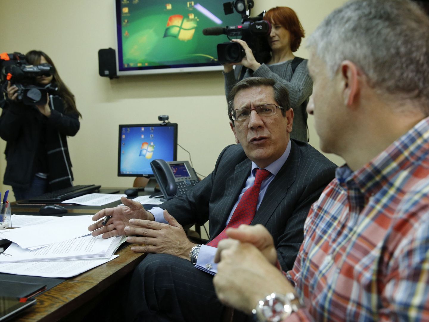 Enrique Arnaldo, en una reunión del Tribunal Administrativo del Deporte (TAD). (EFE)