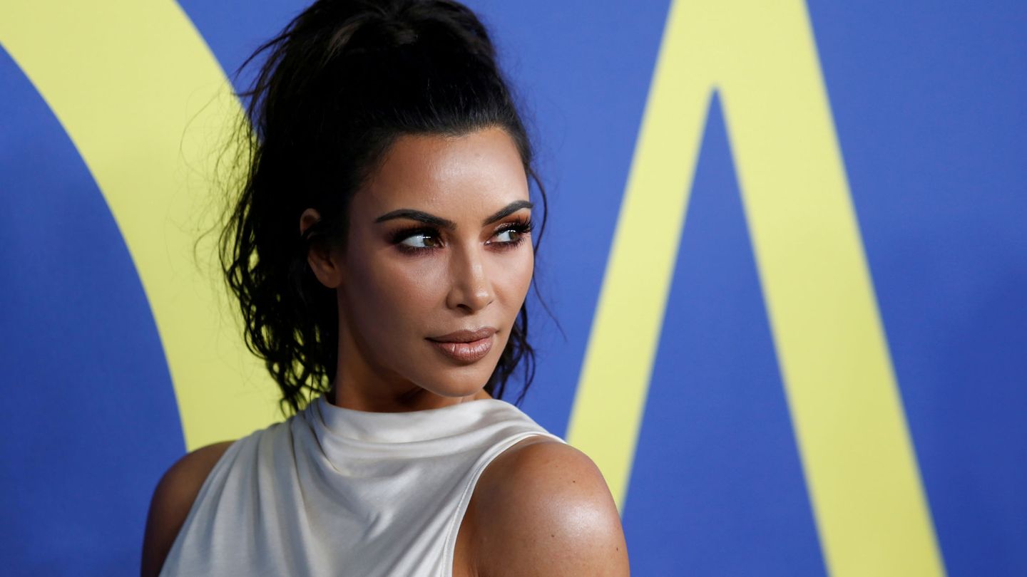 Kim Kardashian siempre maquilla su rostro con las técnicas del contouring. (Reuters)
