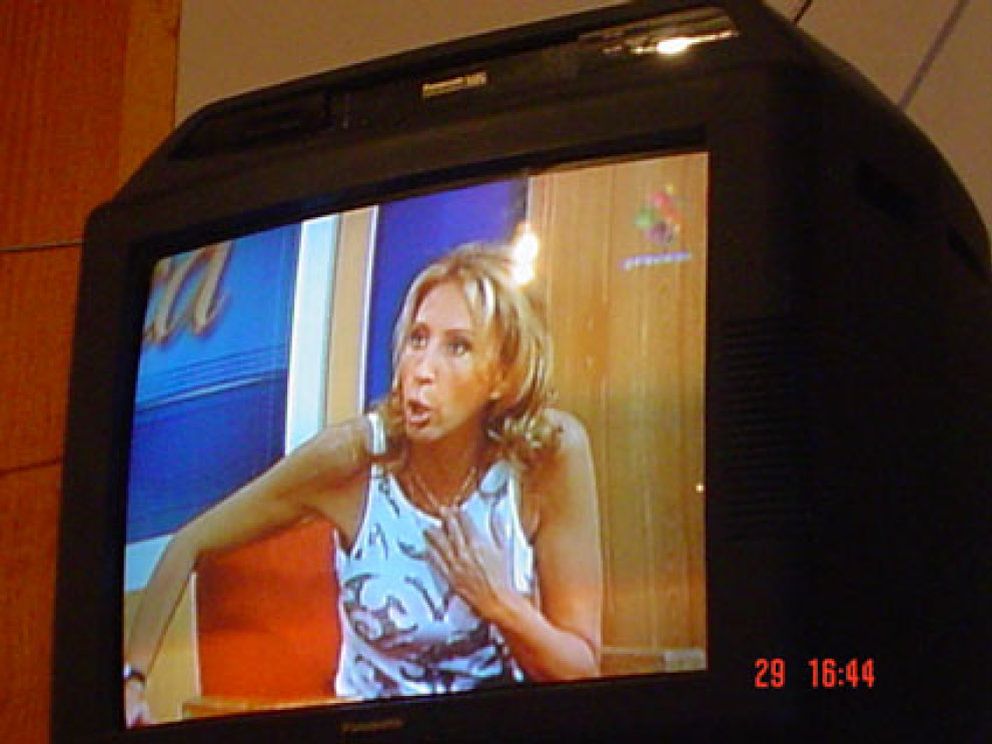 Foto: Telecinco ficha a una ‘showoman’ peruana condenada por apoyar a Fujimori a cambio de tres millones de dólares