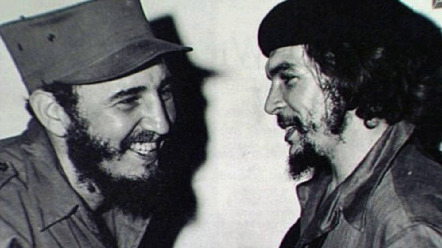 Fidel Castro y Ernesto 'Che' Guevara en una imagen del documental. (TheNinth Productions)