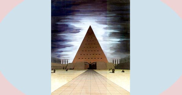 Foto: La pirámide de Luis Moya.