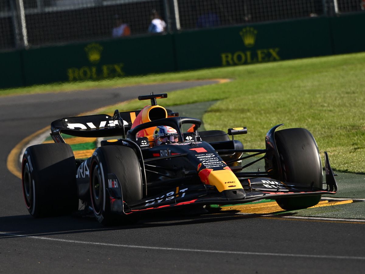 Foto: Verstappen, en el GP de Australia. (EFE/EPA/Joel Carrett)