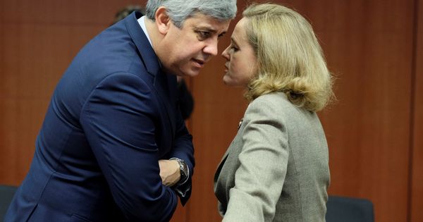 Foto: El presidente del Eurogrupo, Mário Centeno, y Nadia Calviño. (EFE)