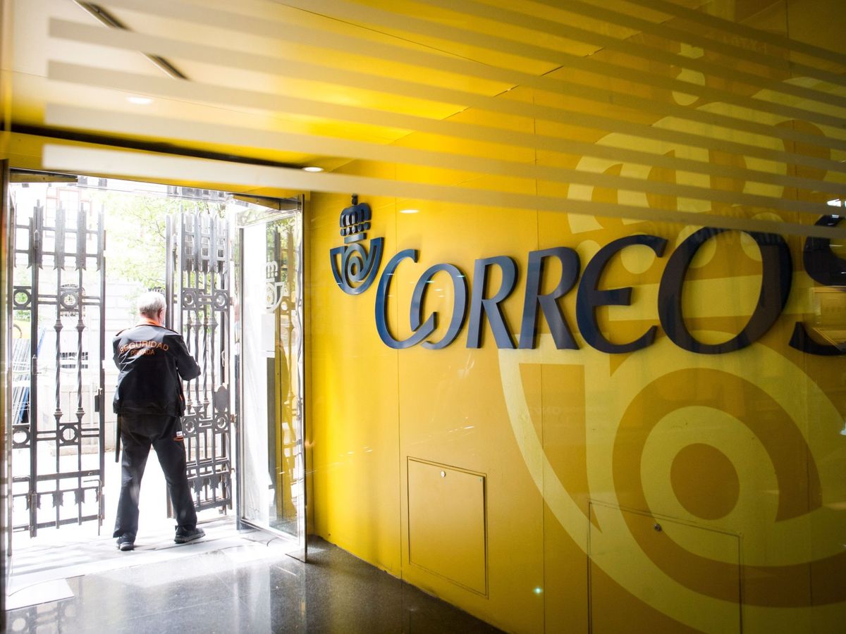 Foto: La oficina de Correos de Cibeles, en Madrid. (EFE)