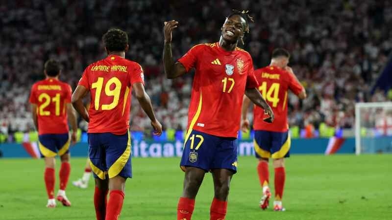 Foto de                                 España encuentra el gol antes del primer gran desafío contra Alemania (4-1)             