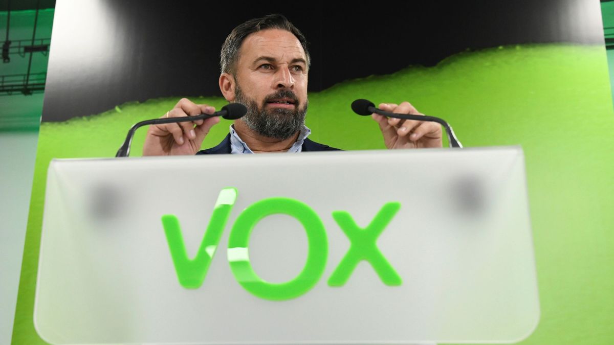 Vox prohíbe las reuniones de afiliados y las telemáticas necesitarán autorización previa