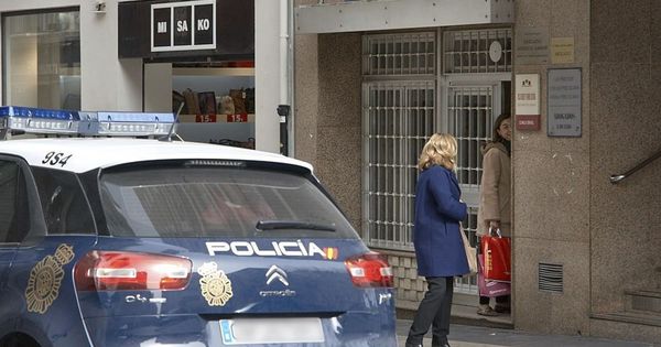 Foto: Foto de archivo d eun coche de Policía en Gandía, Valencia. (EFE)