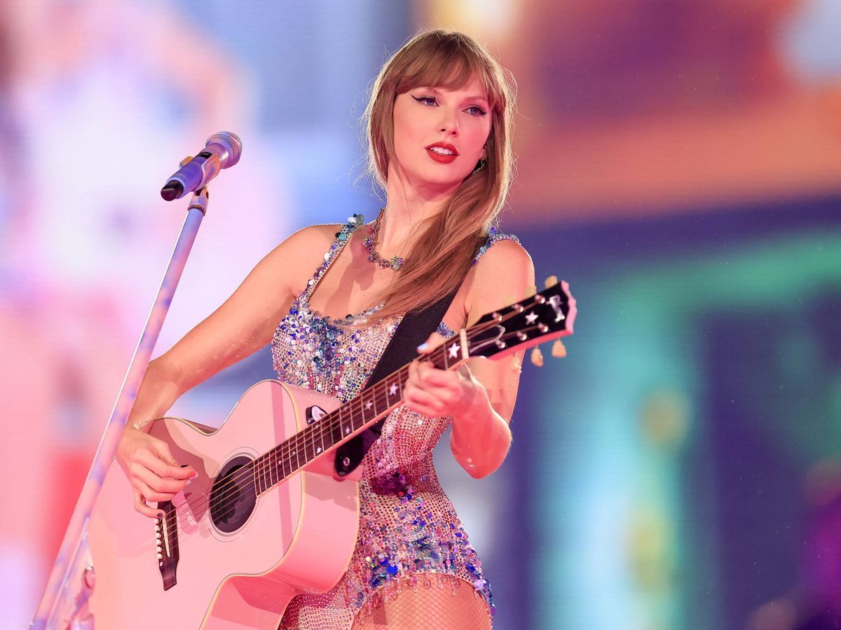 Foto: Taylor Swift actúa en el escenario durante 'Taylor Swift | The Eras Tour' en Allianz Parque en Sao Paulo, Brasil. (Getty Images/Buda Mendes)