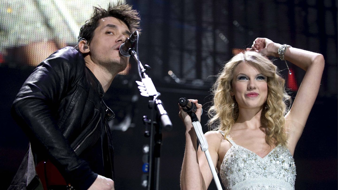 John Mayer y Taylor Swift, en un concierto en Madison Square Garden en 2009. (EFE/Szenes)