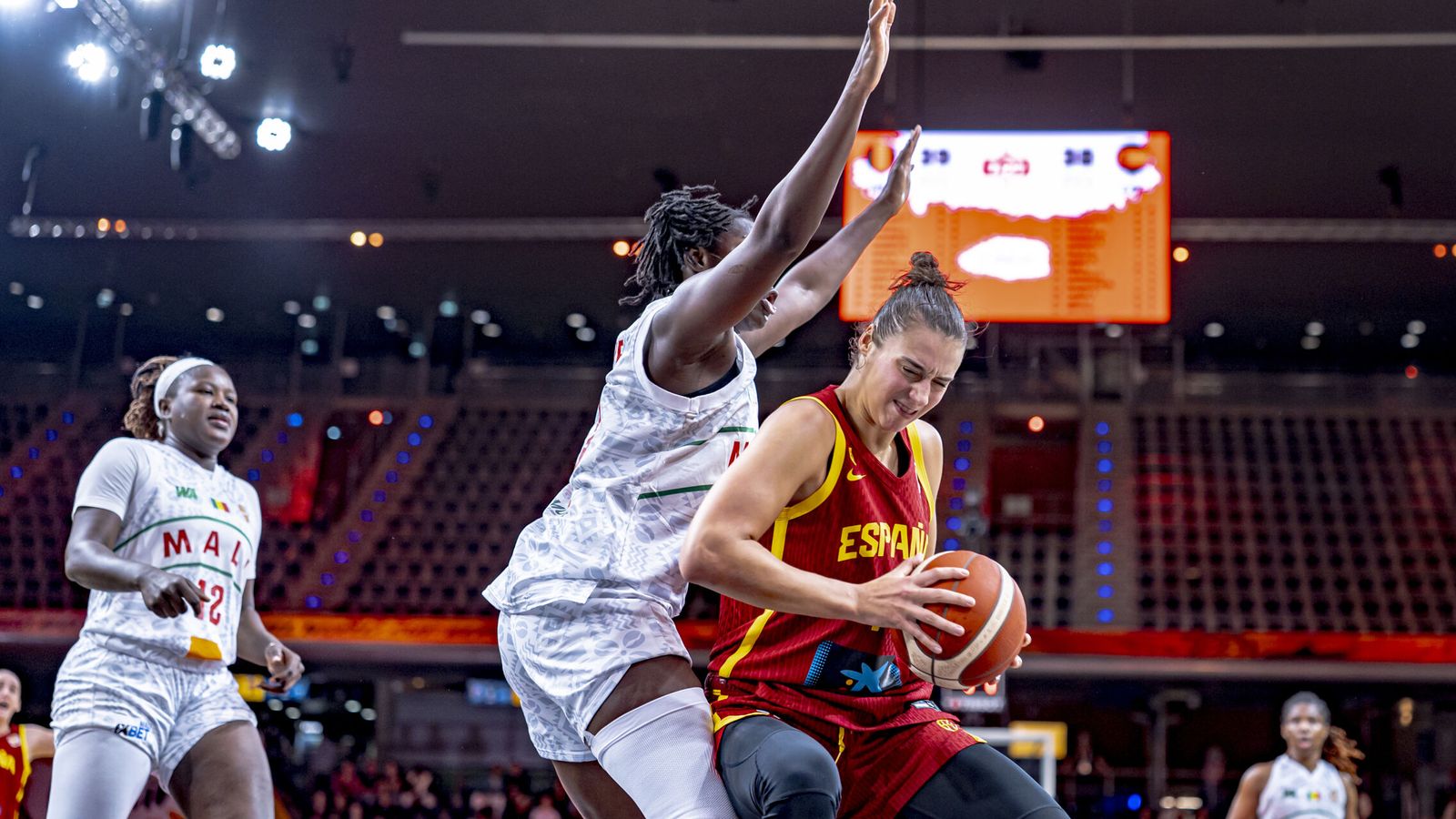 Las imprecisiones condenan a España ante una combativa Mali (82-73)