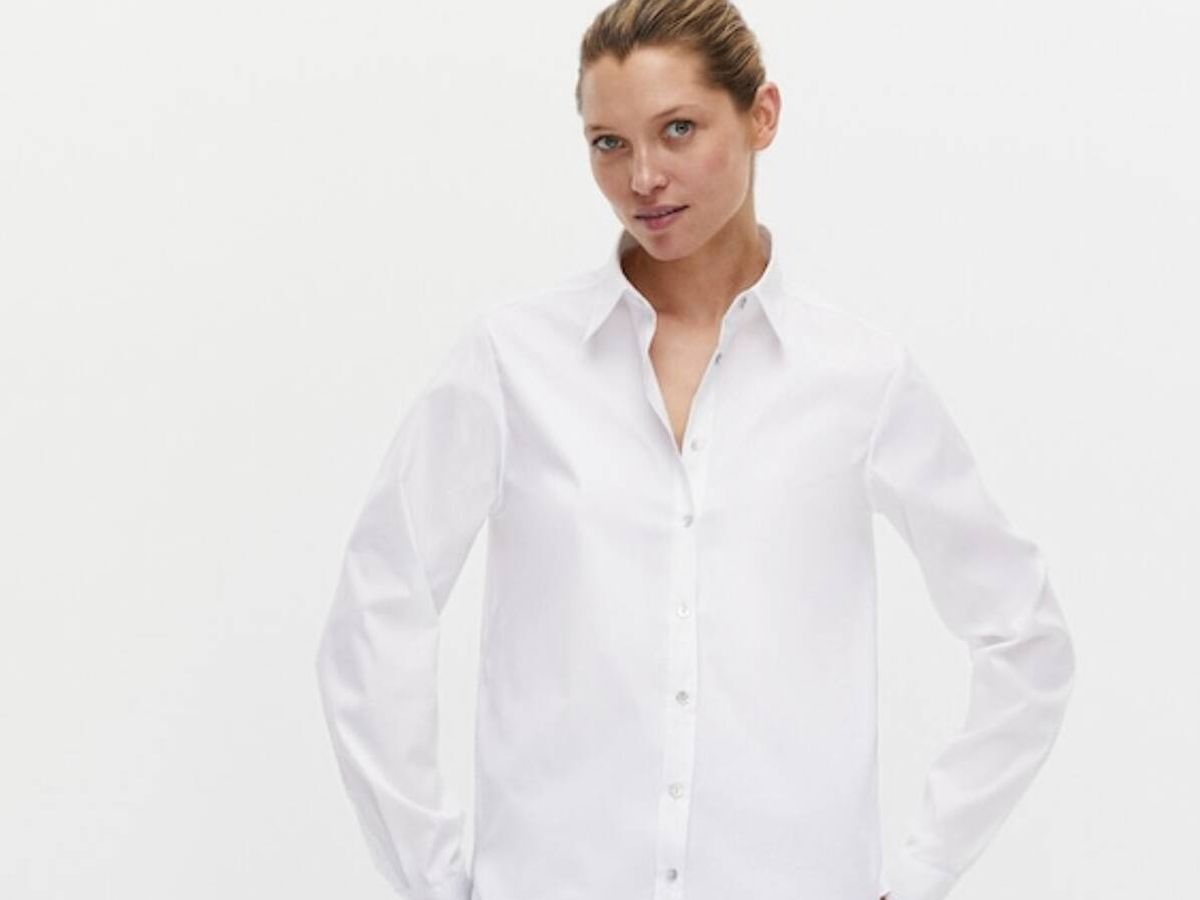 Foto: Camisa blanca de fondo de armario. (Massimo Dutti/Cortesía)