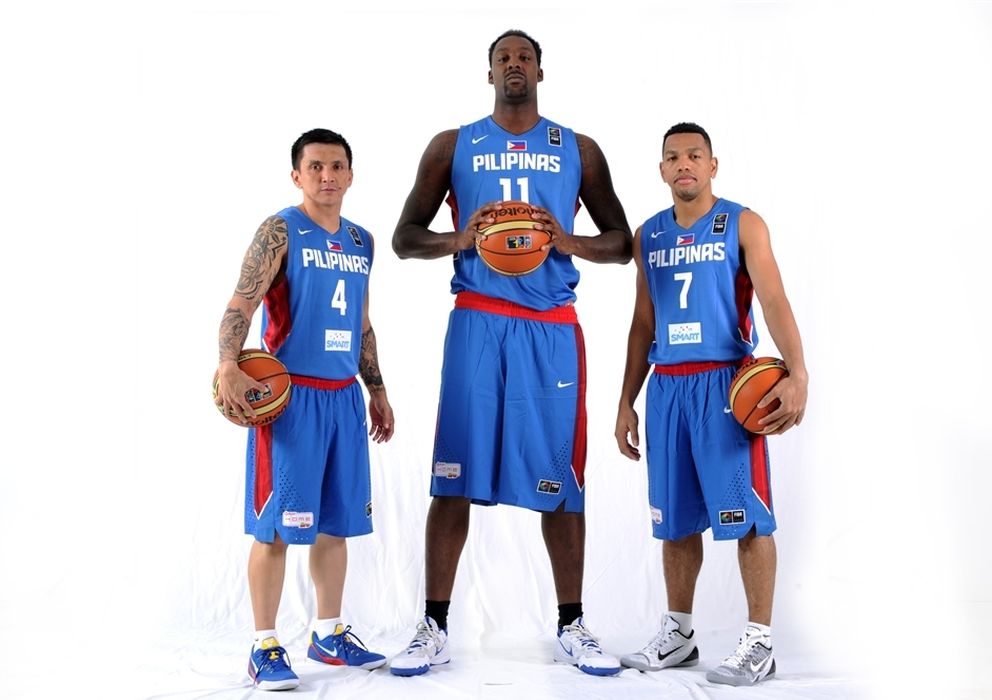 Foto: Tres de los jugadores filipinos: Alapag, Blatche y William (Foto: FIBA)