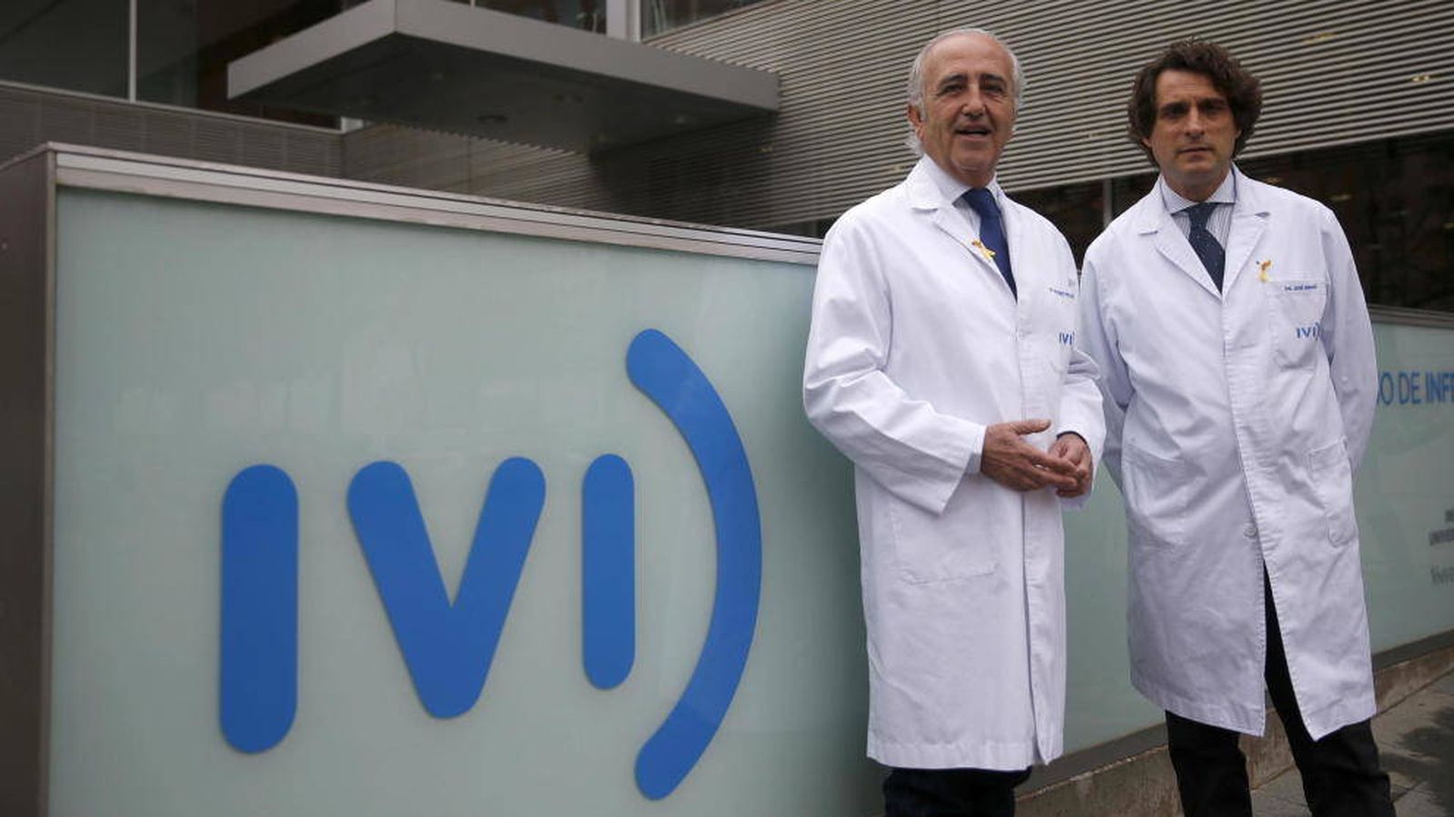 Foto: Los presidentes del grupo IVI, José Remohí (d) y Antonio Pellicer. (EFE)