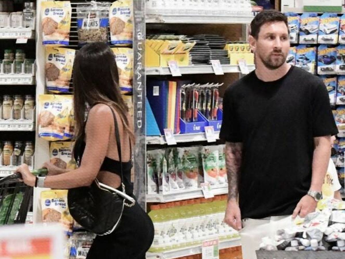 Foto: Leo Messi hace la compra junto a su familia en un supermercado de Miami. (Twitter/@estoesblender)