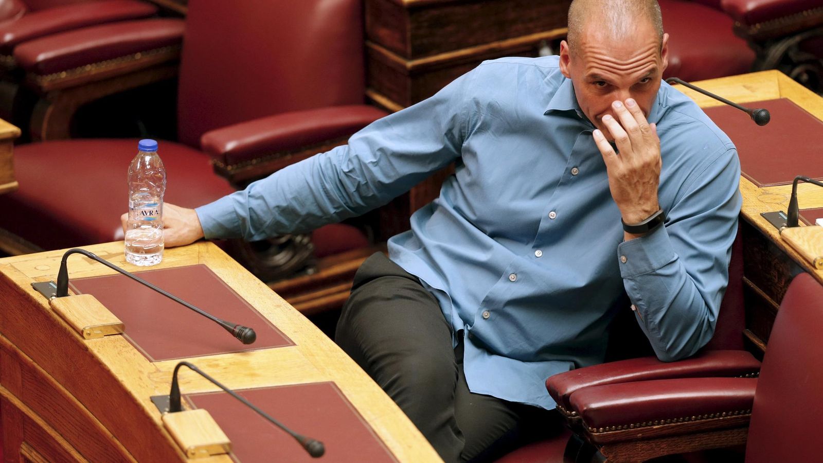 Foto: El exministro de Finanzas durante una sesión del Parlamento griego, en Atenas, el 15 de julio de 2015 (Reuters).