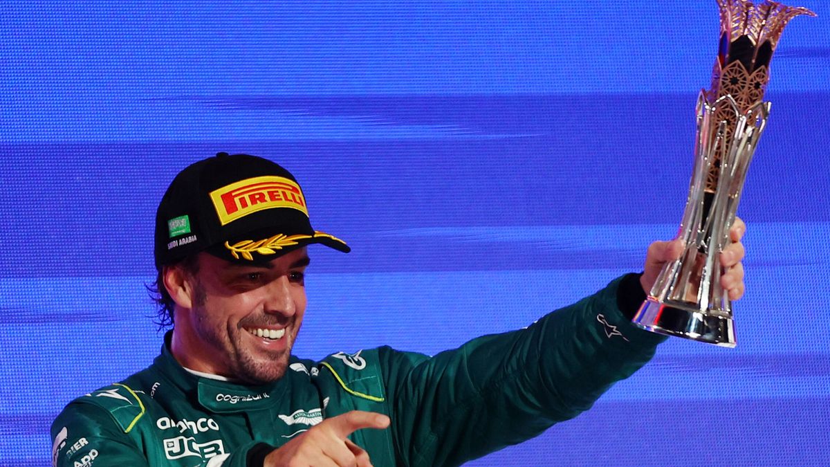 "Todo mal". El despropósito de la FIA que casi arruina un podio histórico para Alonso 