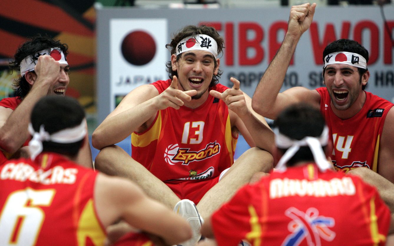 Marc Gasol celebra el triunfo de España en el Mundial de Japón del 2006. (EFE)