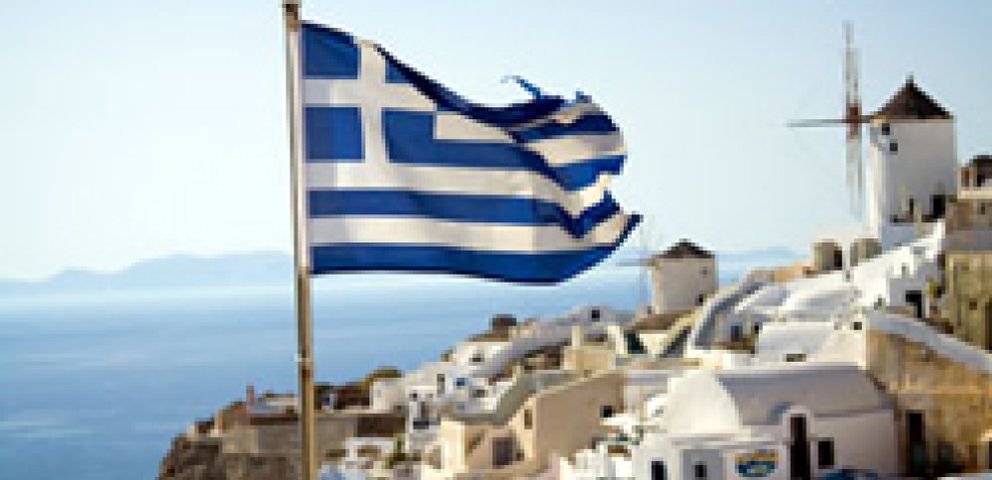 Foto: Fitch rebaja tres escalones la deuda de Grecia, a 'B+' y amenaza con más recortes