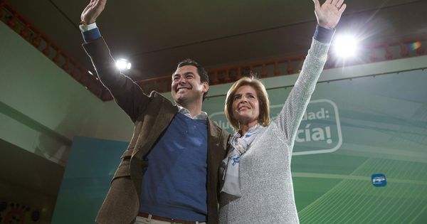 Foto:  El presidente del Partido Popular andaluz, Juan Manuel Moreno, y la parlamentaria autonómica del PP, Esperanza Oña. (EFE)