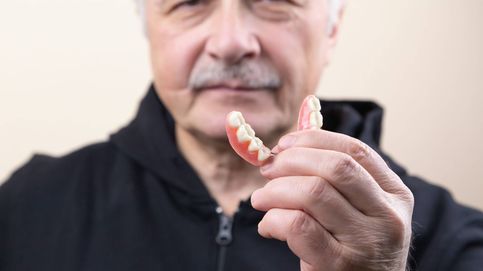 El edentulismo: la causa de la pérdida de los dientes en las personas mayores 