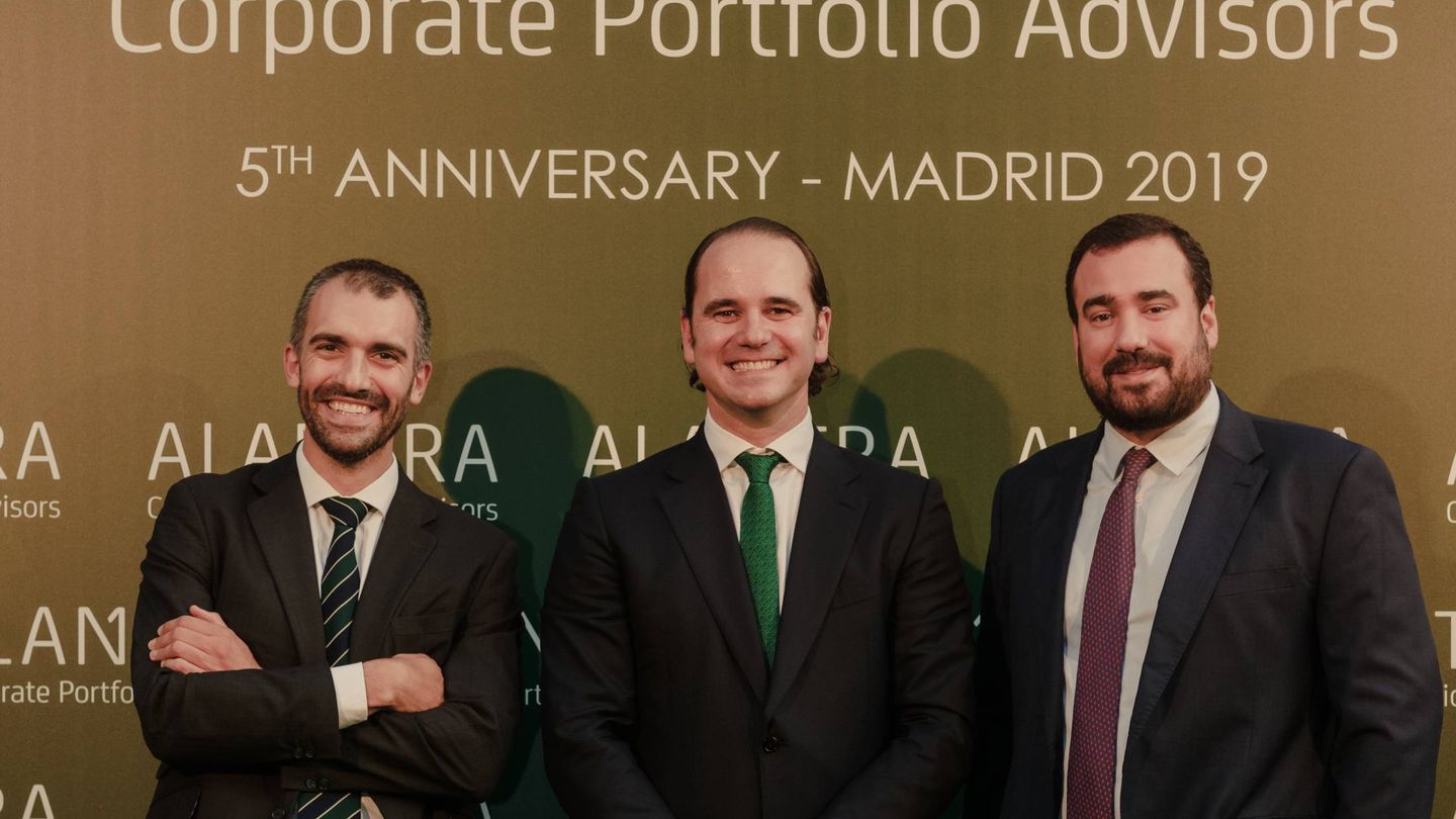 De izda. a dcha., Félix Rivera, Joel Grau y Javier Cabrera, socios fundadores de Alantra CPA.