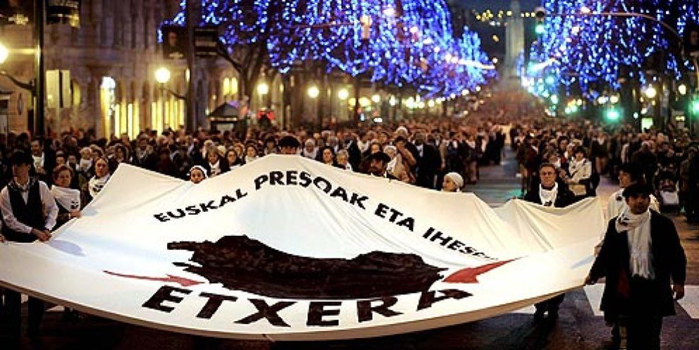 Foto: El delegado del Gobierno vasco y las víctimas piden prohibir la manifestación del viernes