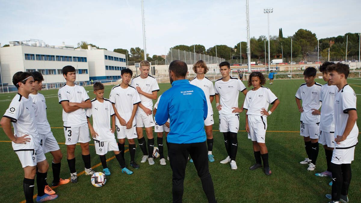 La estrategia digital en la academia deportiva de LaLiga para formar futbolistas