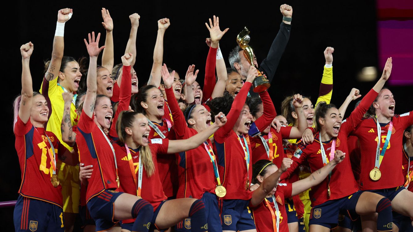 Foto: La Selección Española celebrando el mundial en Sydney (REUTERS Asanka Brendon Ratnayake)