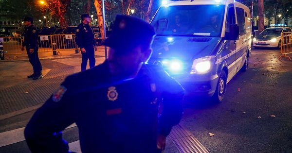 Foto:  Un furgón de la Guardia Civil. (EFE)