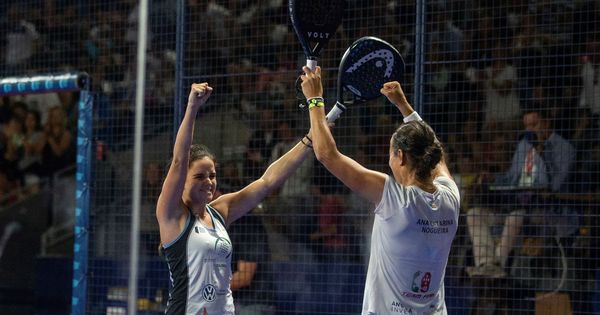 Foto: Paula Josemaría (i) y Ana Catarina Nogueira ganaron el Estrella Damm Madrid Master. (EFE)