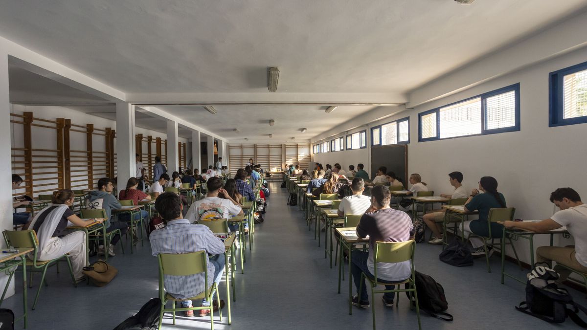 La UC sube la nota a 272 alumnos que tuvieron menos tiempo en el examen de Lengua de la EBAU