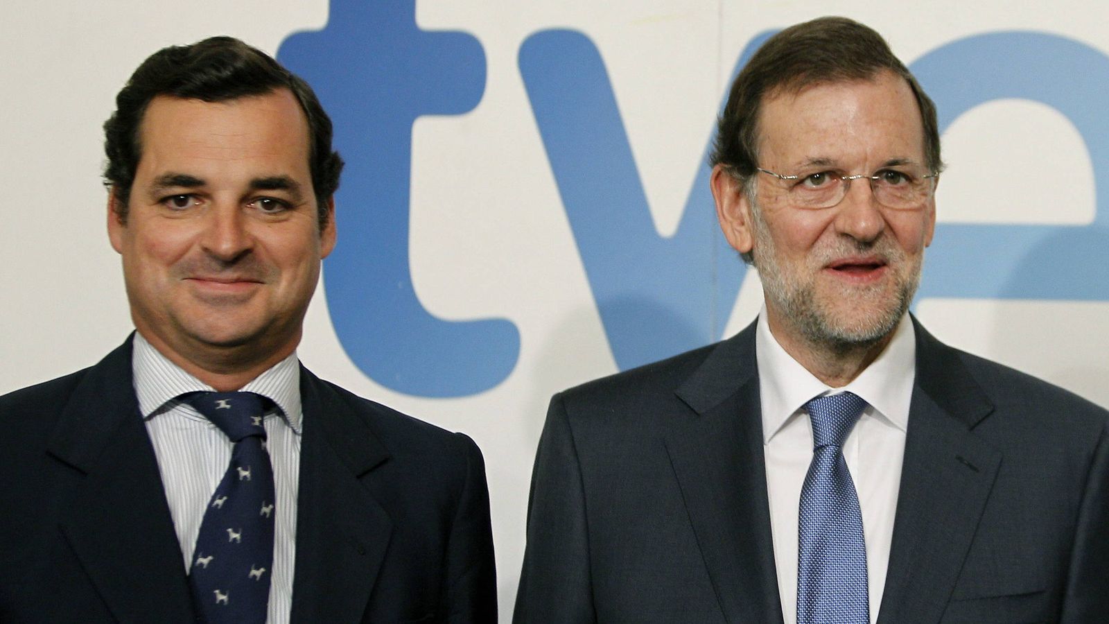 Foto: Mariano Rajoy junto al expresidente de la Corporación RTVE, Leopoldo Gonzalez-Echenique. (Efe)