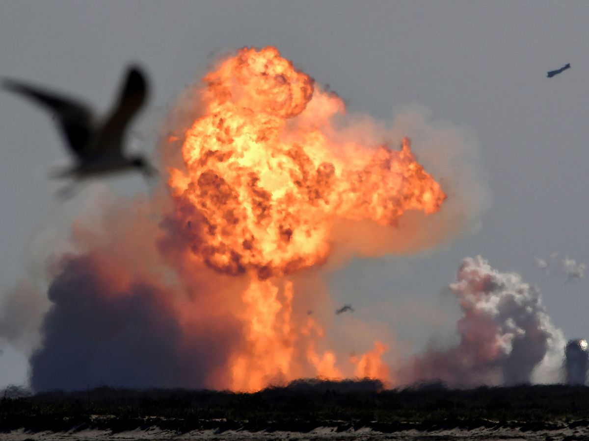 Foto: Explosión de otro Starship. (Reuters)