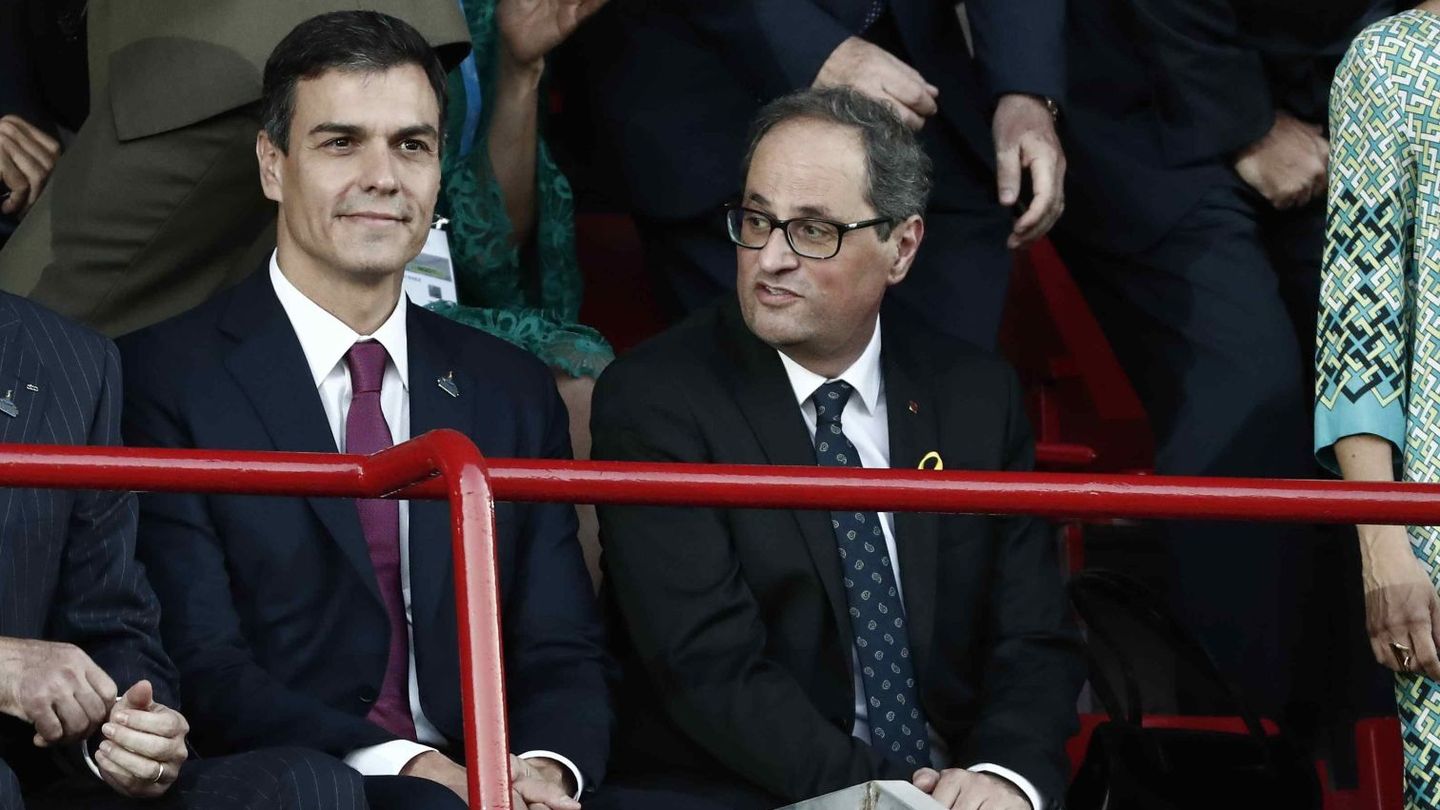 Pedro Sánchez y Quim Torra, en la inauguración de los XVIII Juegos Mediterráneos. (EFE)