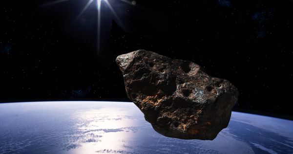 Este gigantesco asteroide de 650 metros pasará hoy &#039;rozando&#039; la Tierra